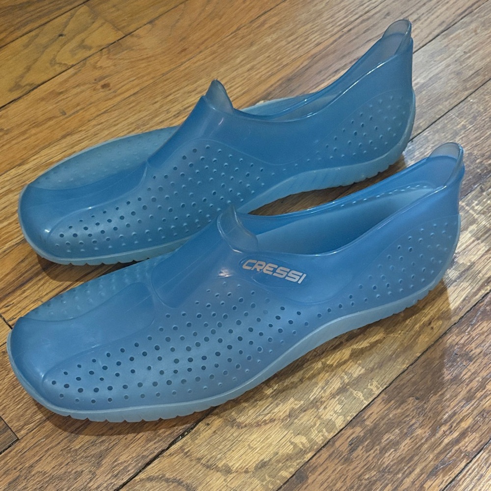 🇮🇹🤿🩱NEW Cressi Italy Women's Blue Athletic Water Swim Beach Snorkel Shoes 39 8.5